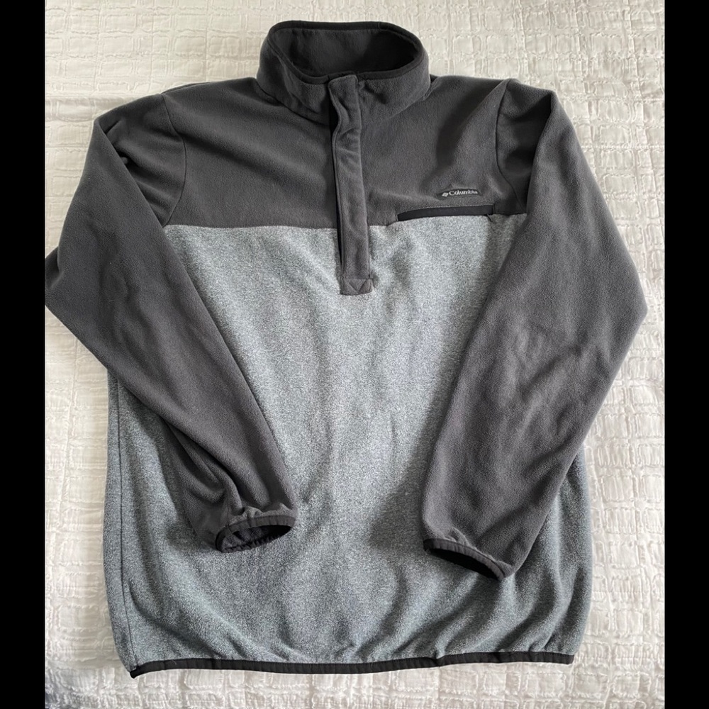 Columbia pullover sweatshirt
